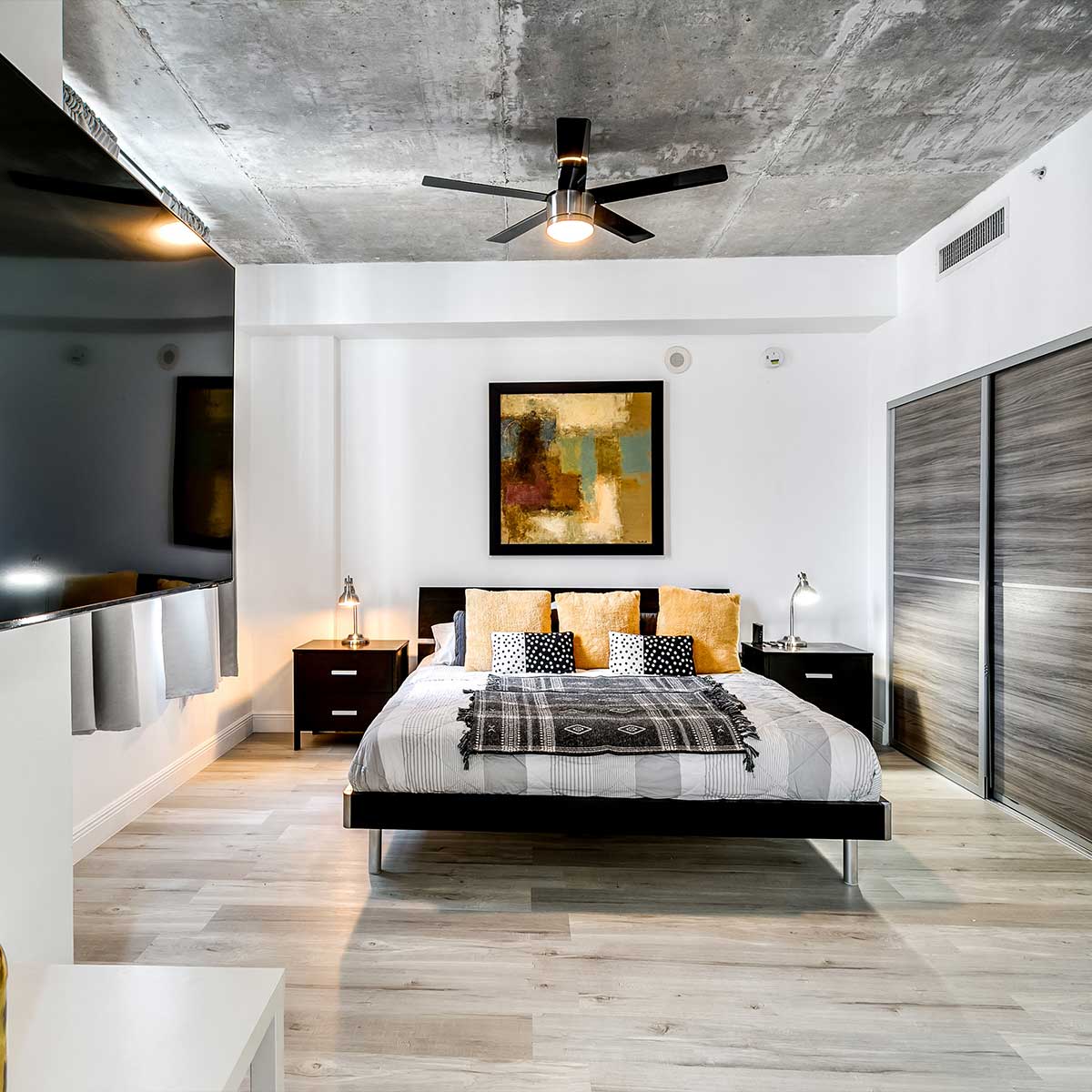 LOFT IN MIAMI